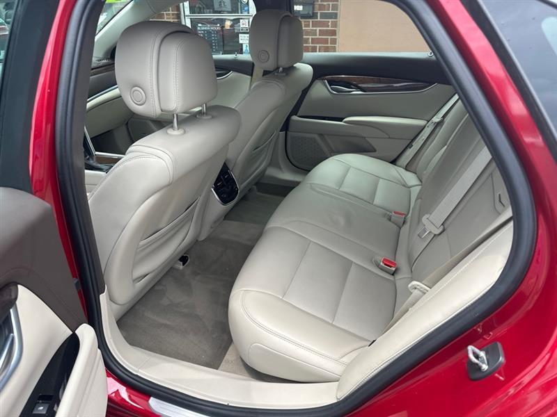 Cadillac XTS  2014