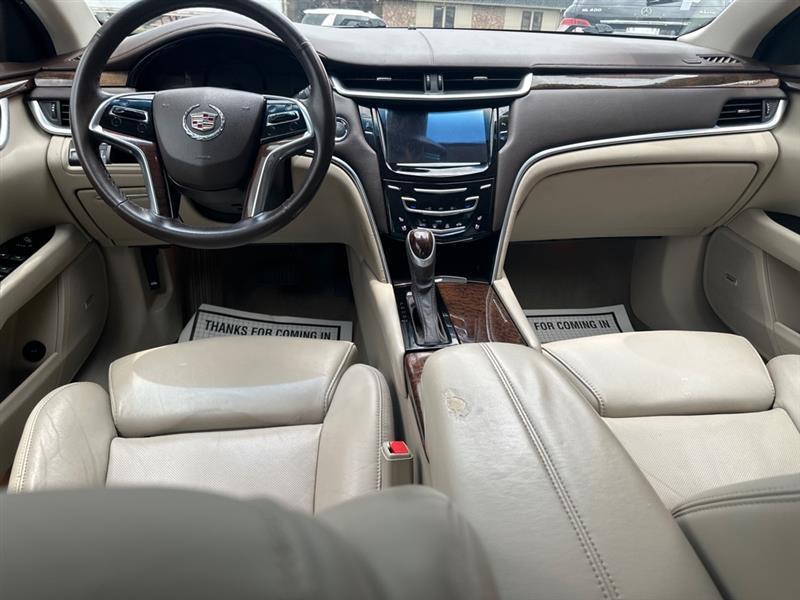 Cadillac XTS  2014