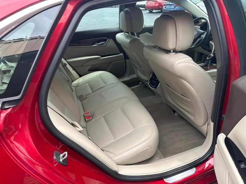Cadillac XTS  2014