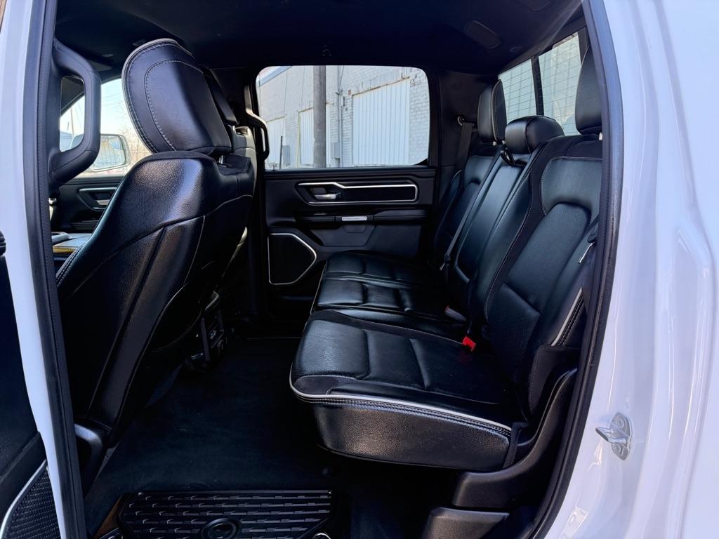 RAM 1500 Laramie Crew Cab SWB 4WD 2023