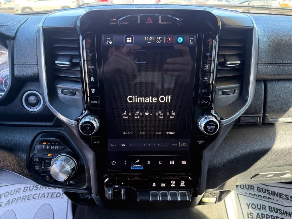 RAM 1500 Laramie Crew Cab SWB 4WD 2023