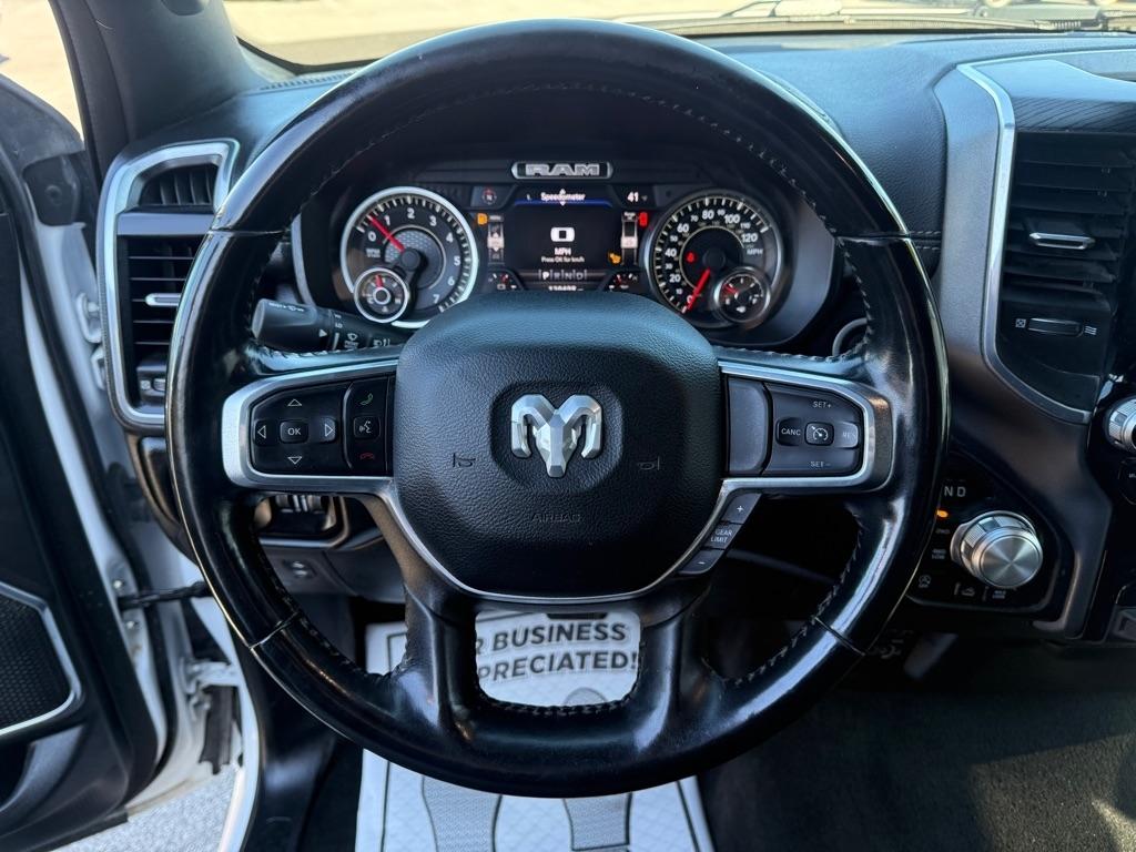 RAM 1500 Laramie Crew Cab SWB 4WD 2023