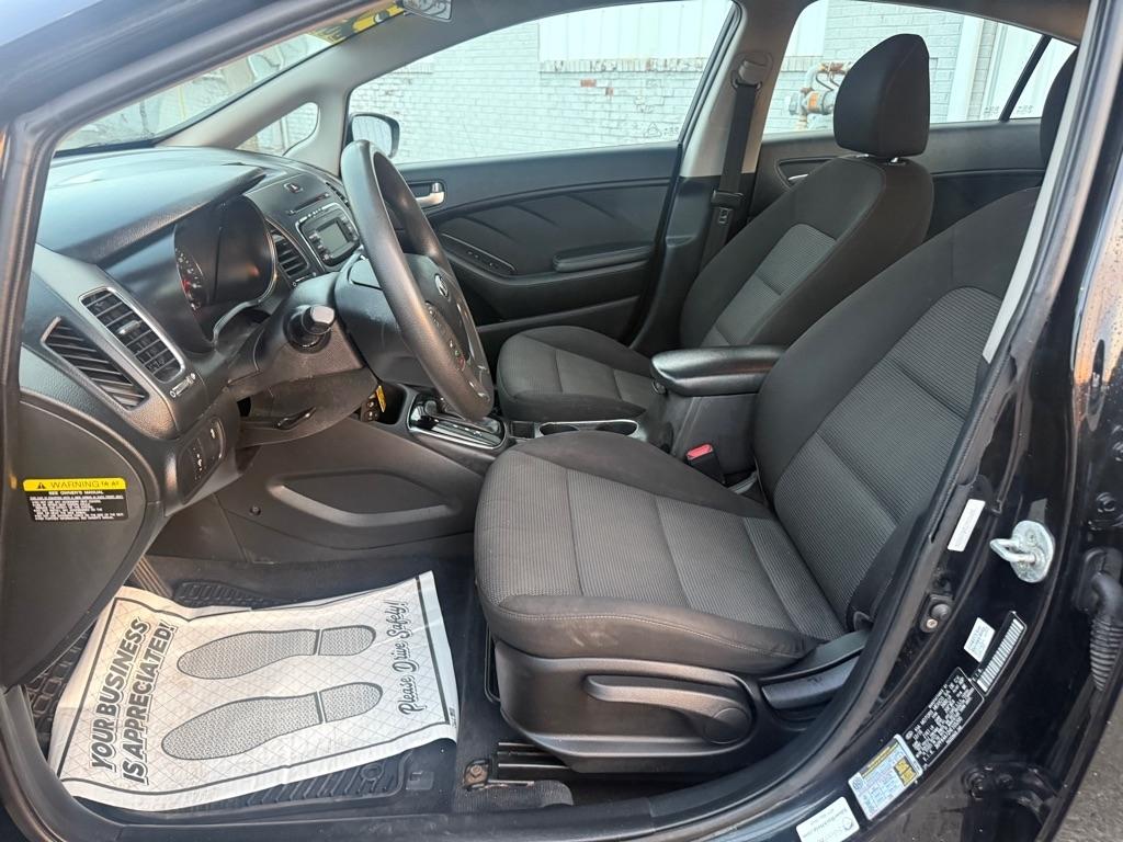 Kia Forte LX 6A 2017