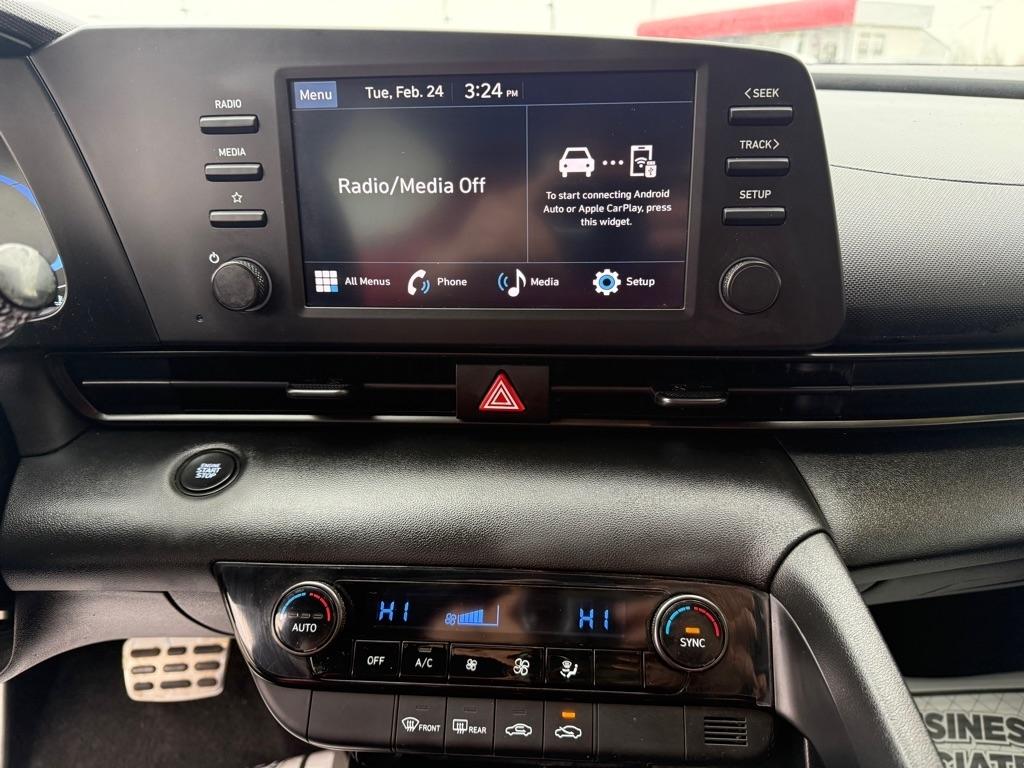 Hyundai Elantra SEL Sport 2025