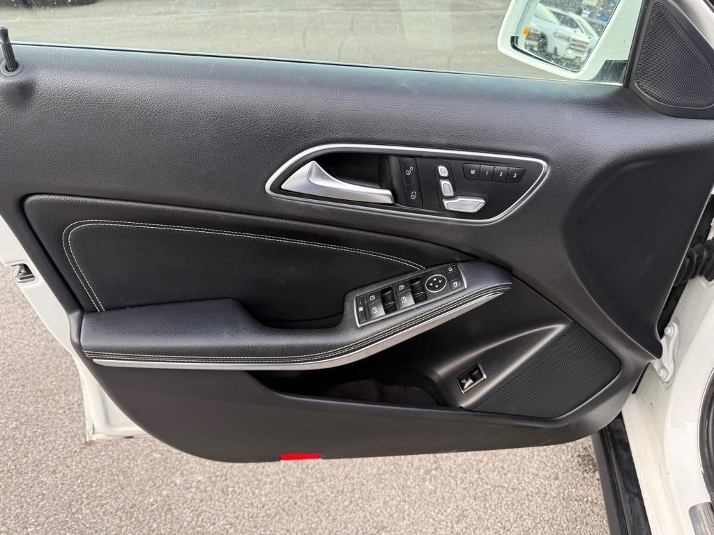 Mercedes-Benz GLA-Class GLA250 2019