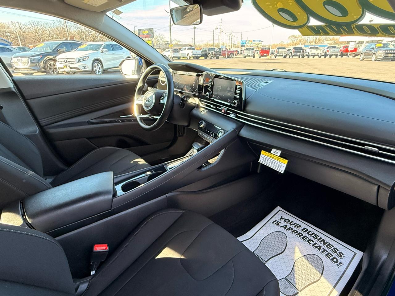 Hyundai Elantra SEL 2022