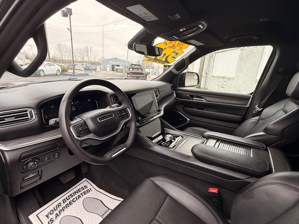 Jeep Wagoneer Series II 4WD 2024