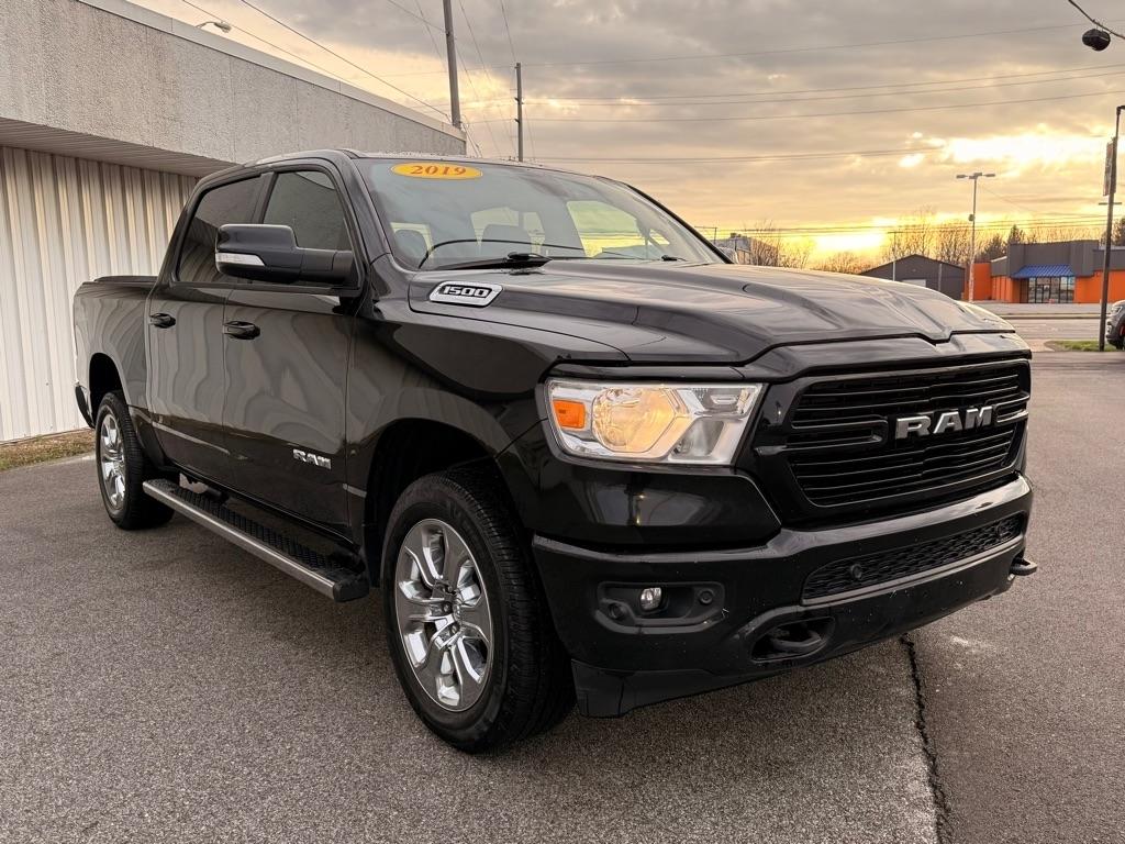 RAM 1500 Big Horn Crew Cab SWB 4WD 2019