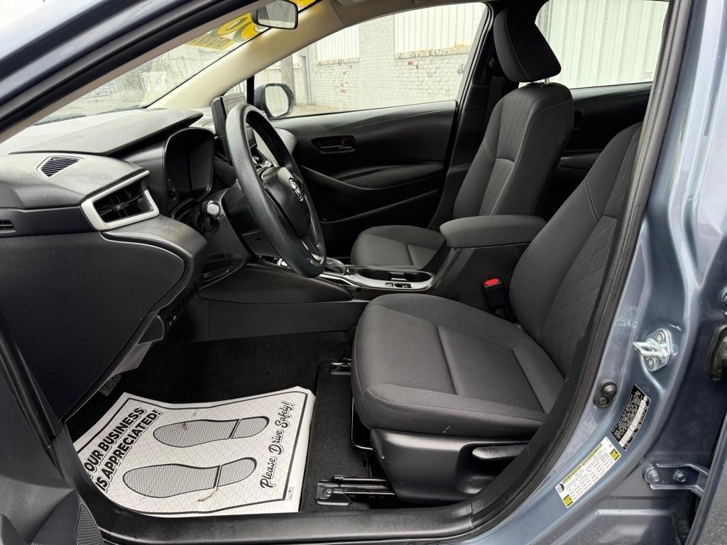 Toyota Corolla LE 2025