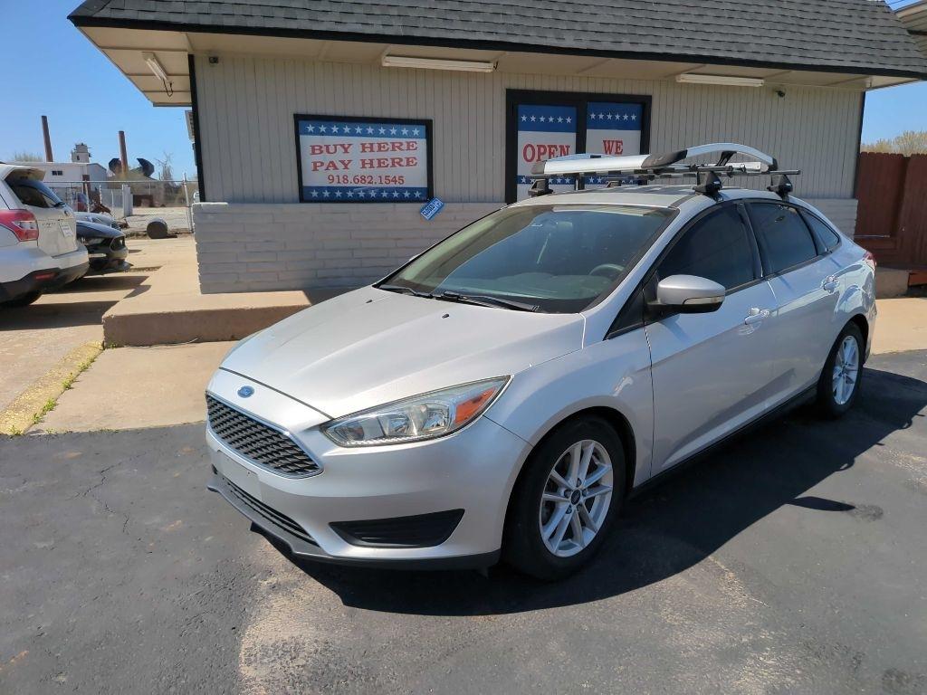 Ford Focus SE Sedan 2016