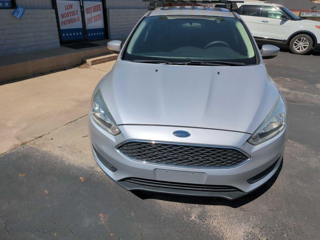 Ford Focus SE Sedan 2016