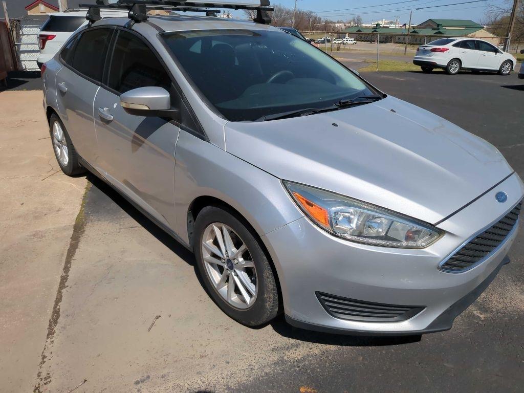 Ford Focus SE Sedan 2016