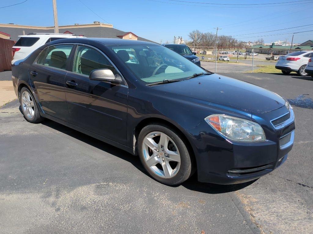 Chevrolet Malibu LS 2011