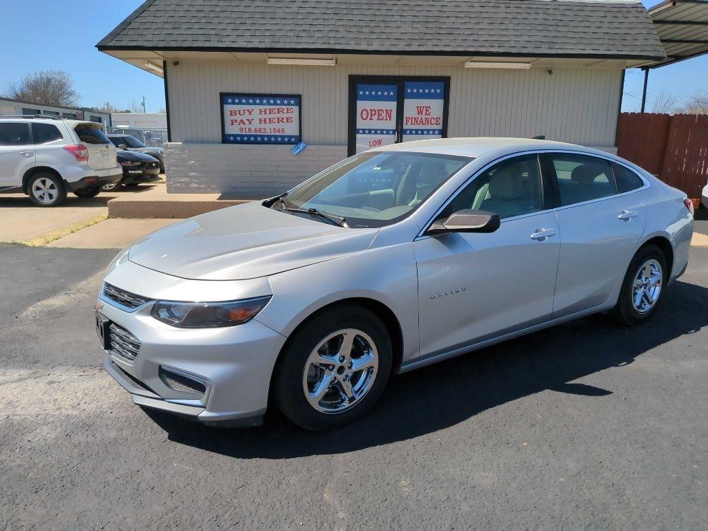 Chevrolet Malibu LS 2018