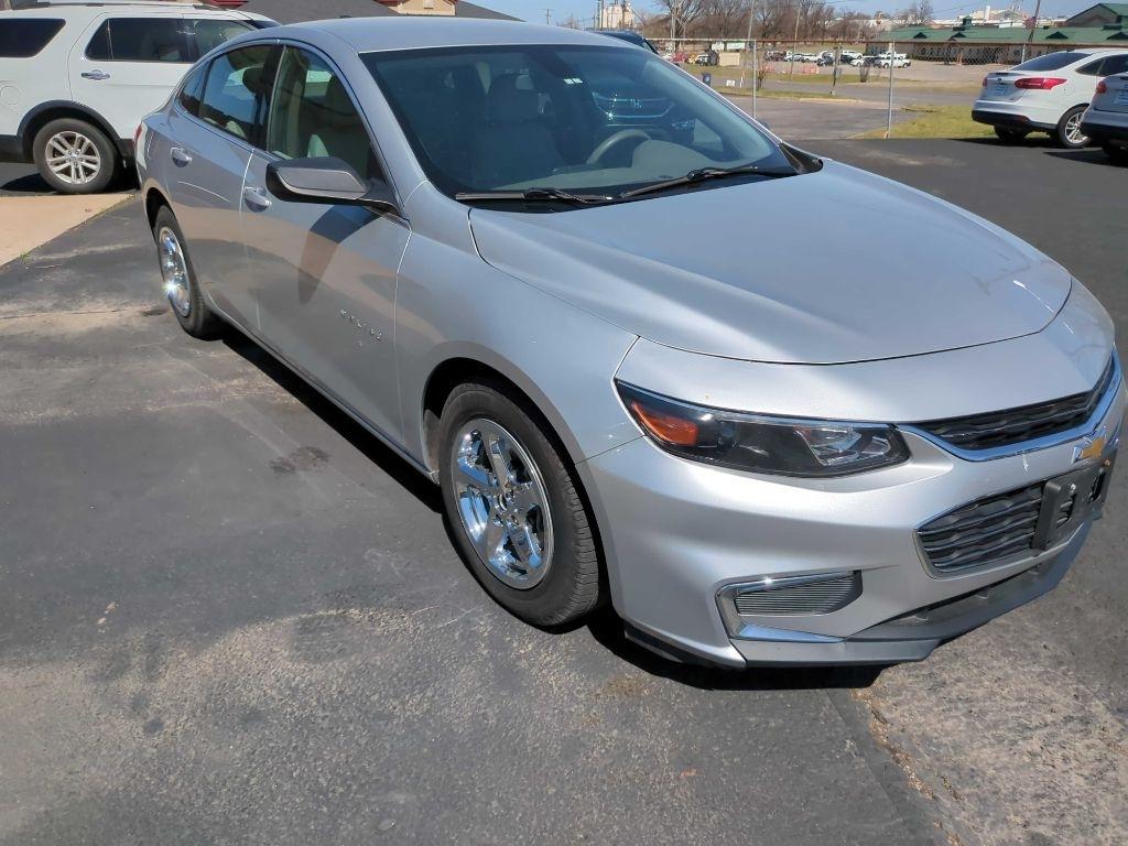 Chevrolet Malibu LS 2018