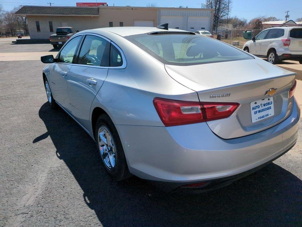 Chevrolet Malibu LS 2018