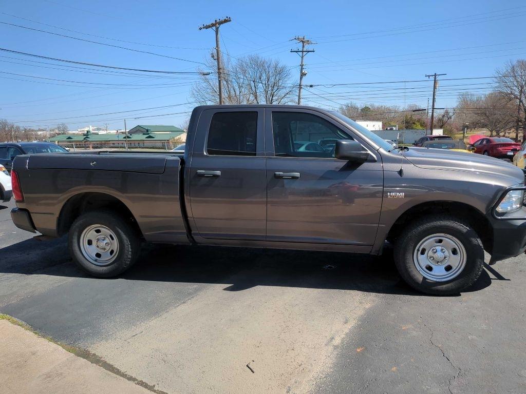 RAM 1500 Classic Tradesman Quad Cab 4WD 2019