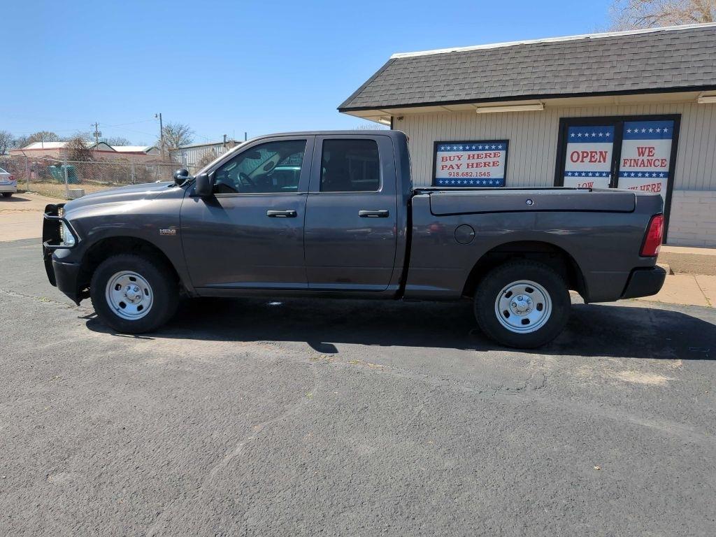 RAM 1500 Classic Tradesman Quad Cab 4WD 2019