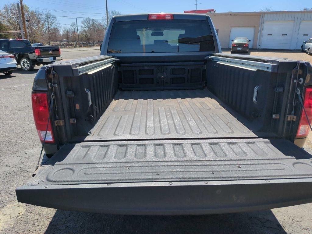 RAM 1500 Classic Tradesman Quad Cab 4WD 2019