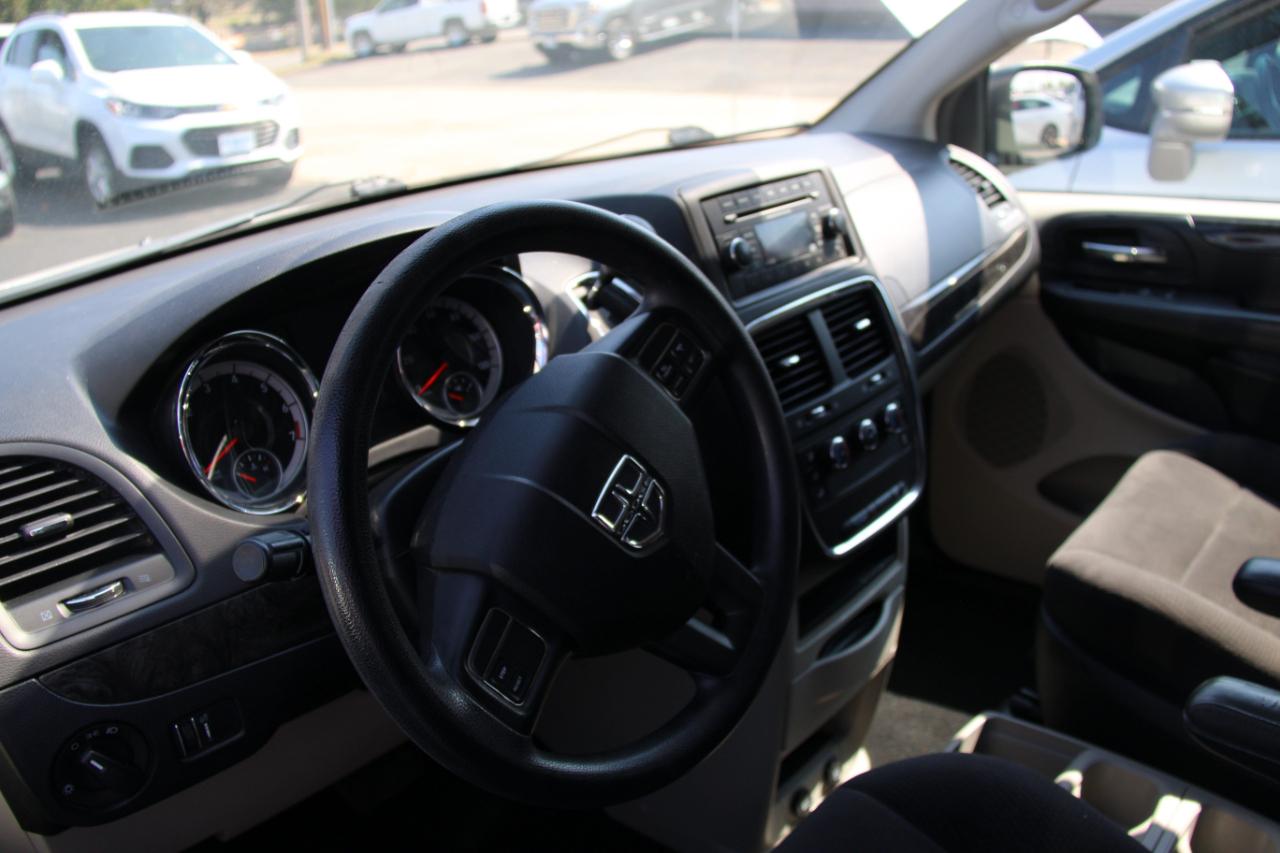 Dodge Grand Caravan SE 2013