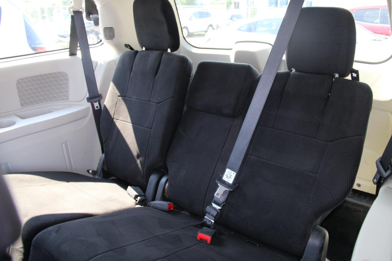 Dodge Grand Caravan SE 2013