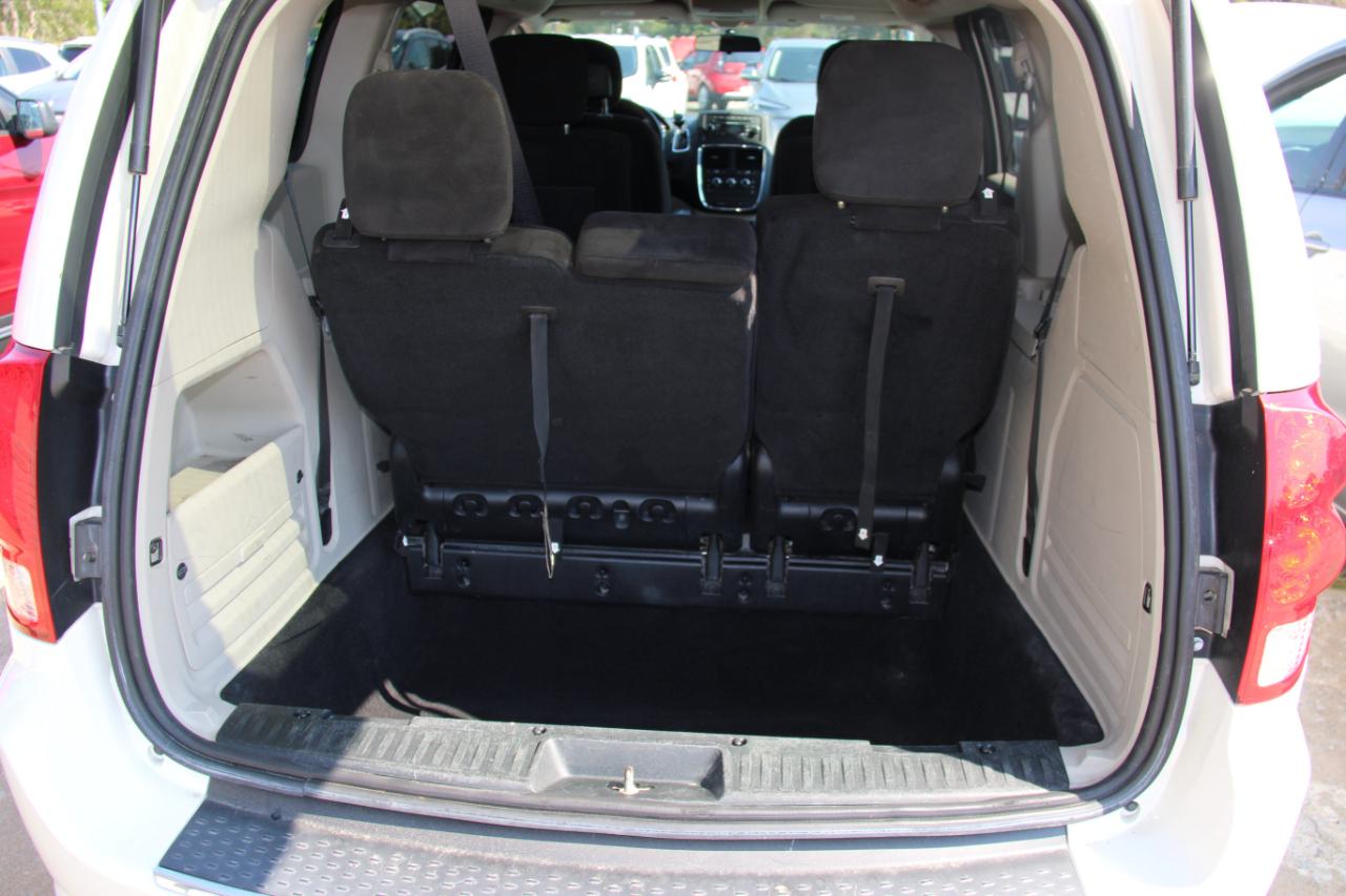 Dodge Grand Caravan SE 2013