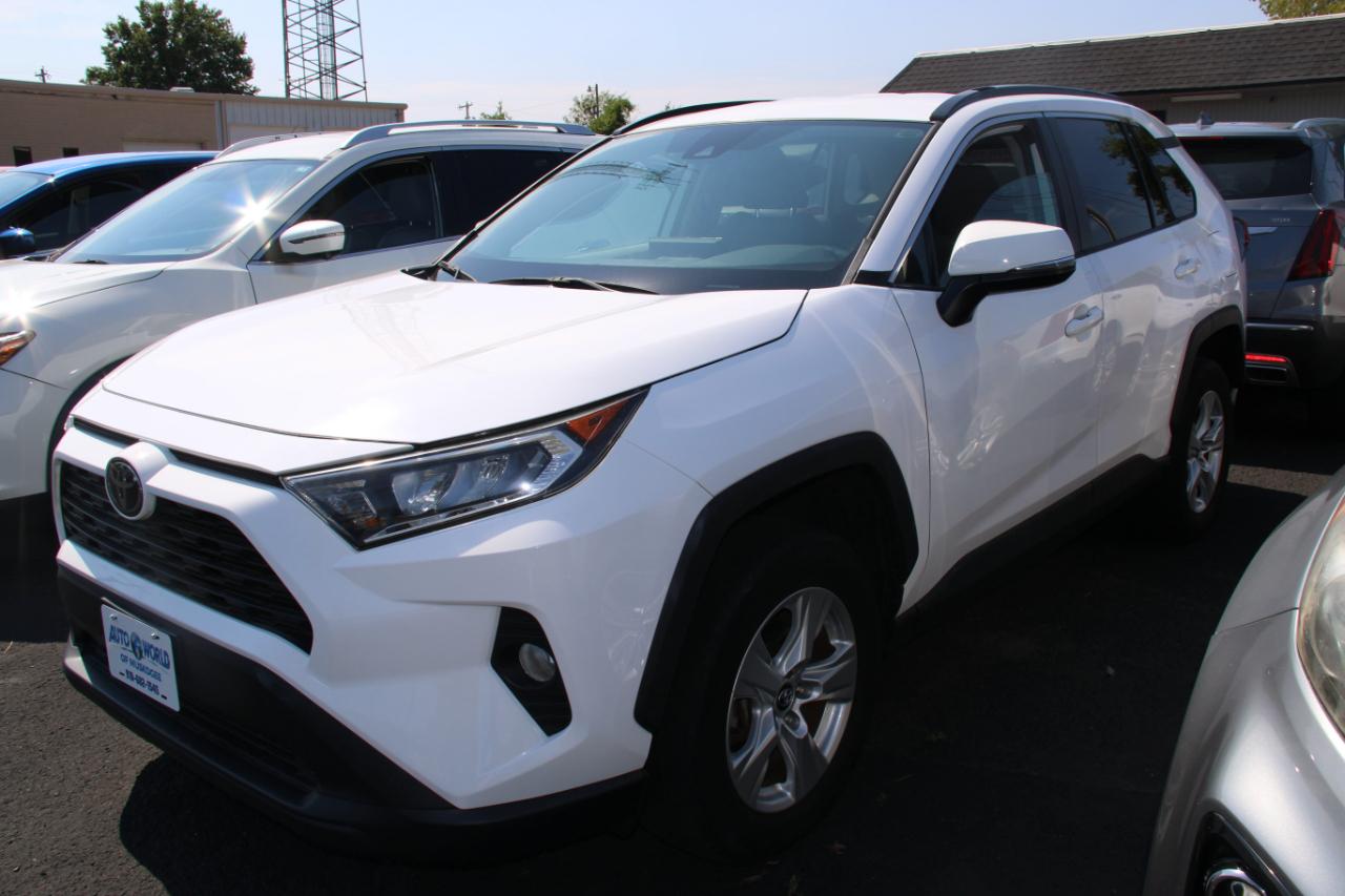 Toyota RAV4 XLE AWD 2020