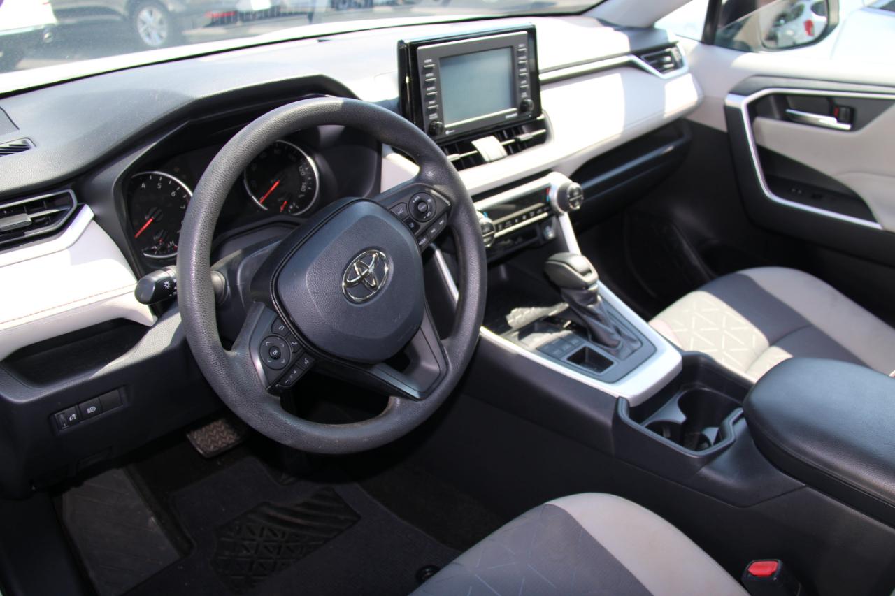 Toyota RAV4 XLE AWD 2020