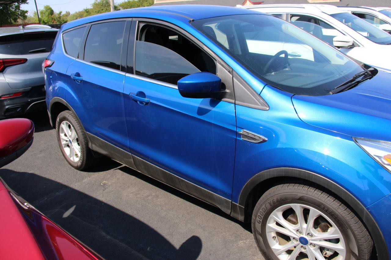 Ford Escape SE FWD 2017