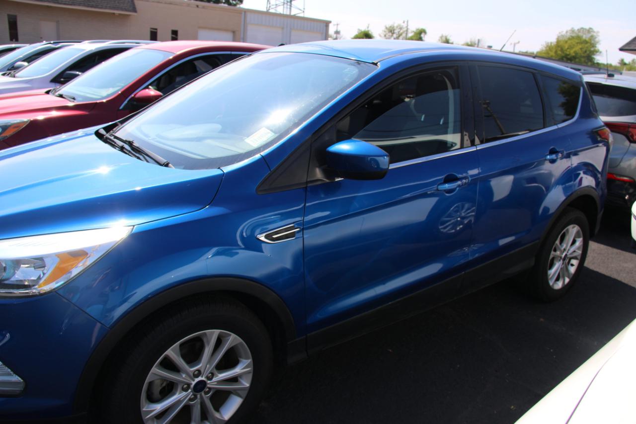 Ford Escape SE FWD 2017