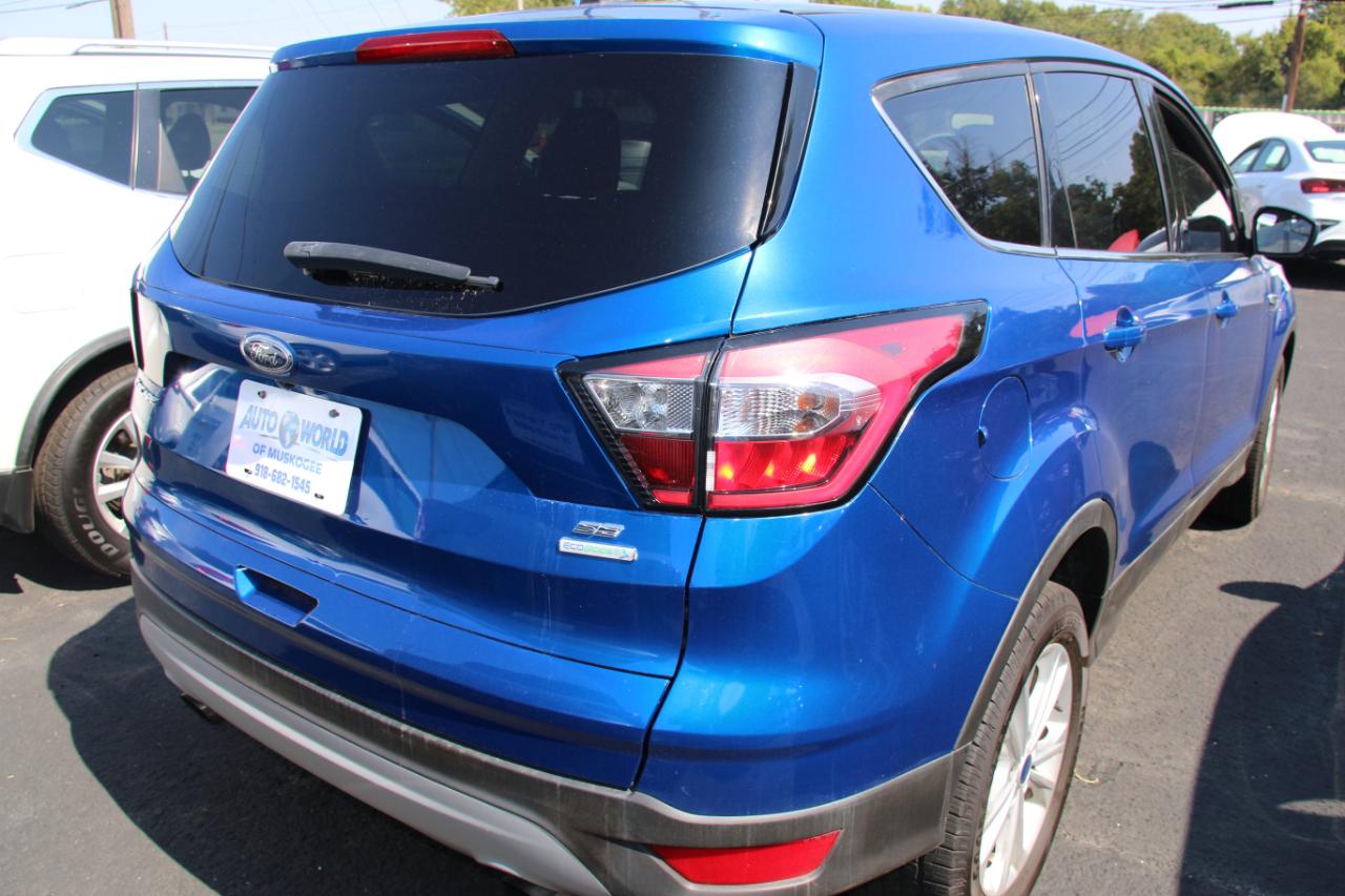 Ford Escape SE FWD 2017