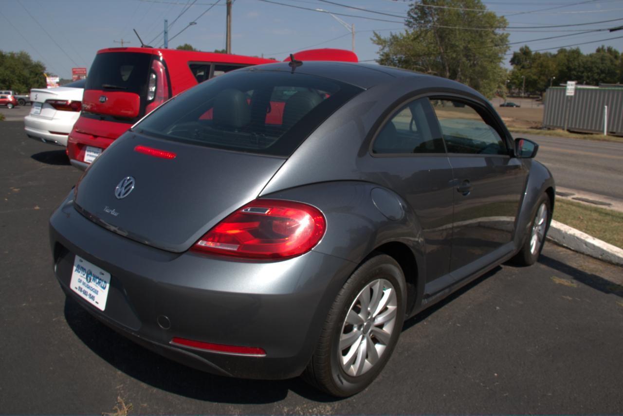 Volkswagen Beetle 1.8T PZEV 6A Fleet 2016