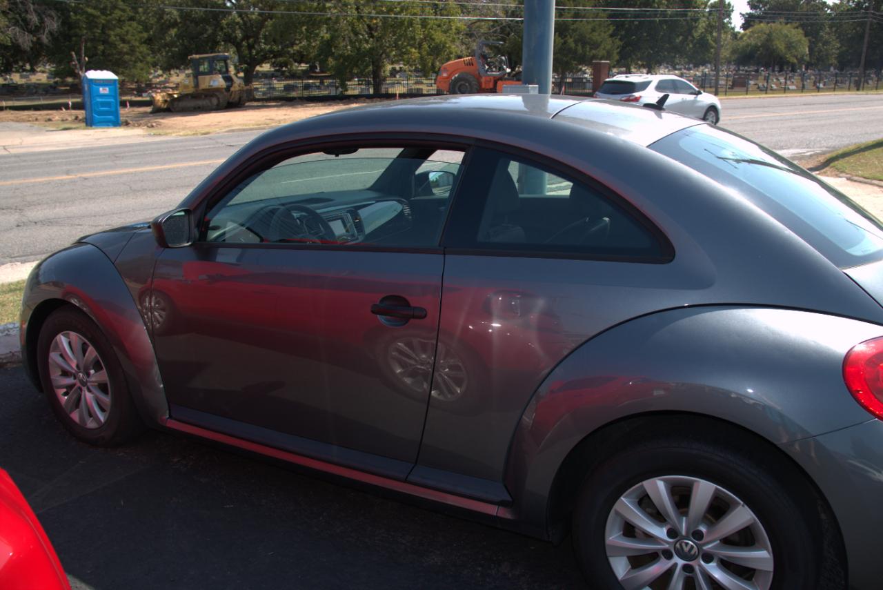 Volkswagen Beetle 1.8T PZEV 6A Fleet 2016