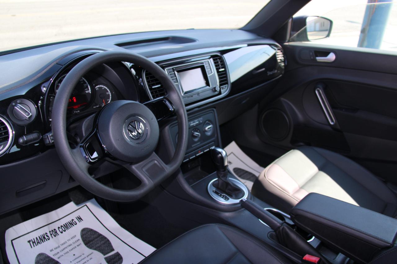 Volkswagen Beetle 1.8T PZEV 6A Fleet 2016