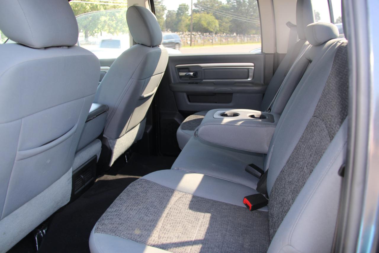 RAM 1500 Classic Tradesman Crew Cab LWB 4WD 2019