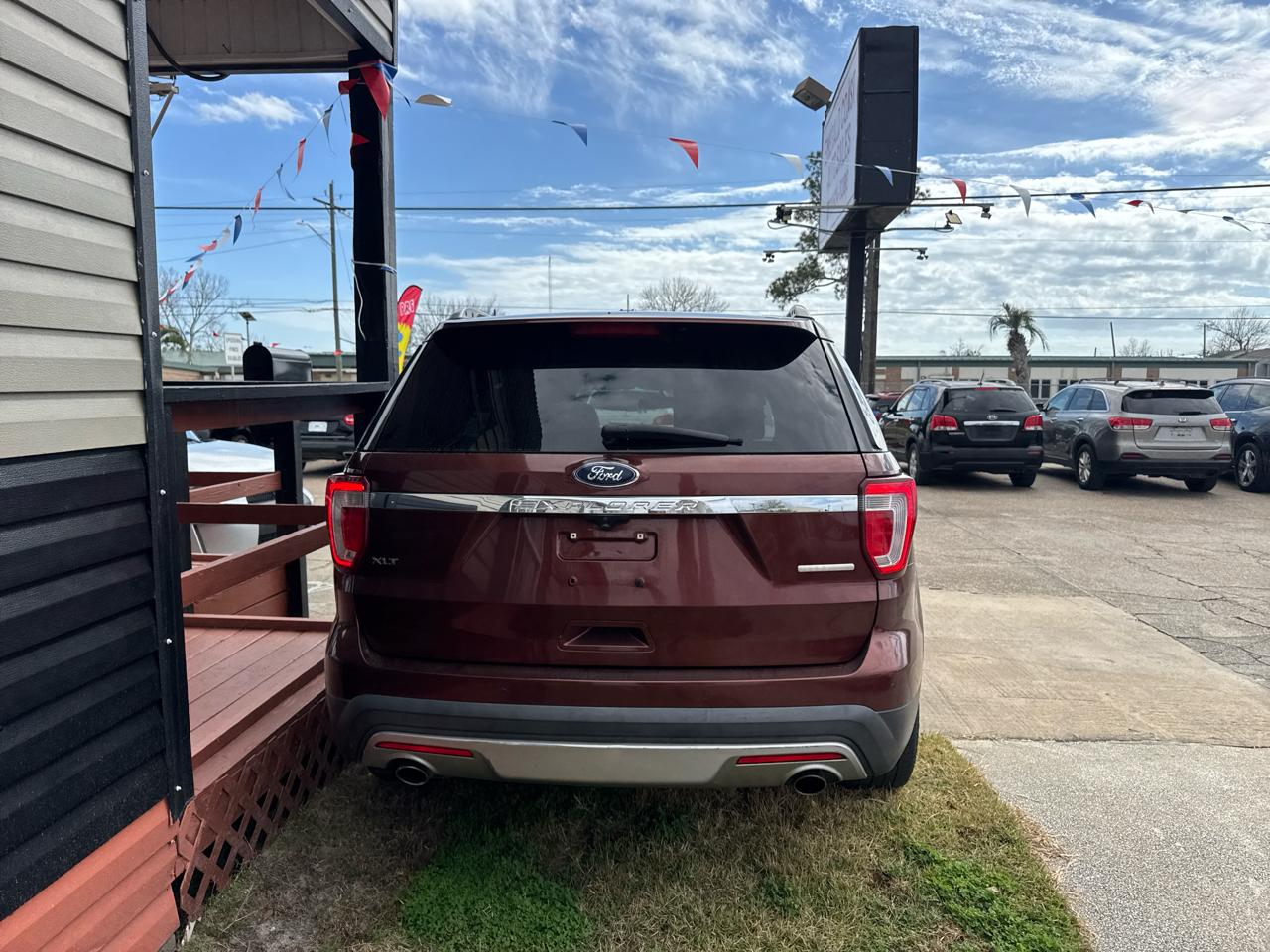 Ford Explorer XLT FWD 2016