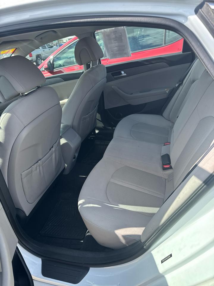 Hyundai Sonata SE 2016