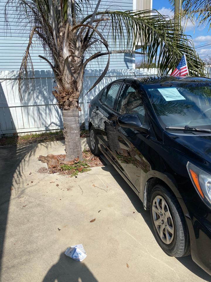 Hyundai Accent GLS 4-Door 2012