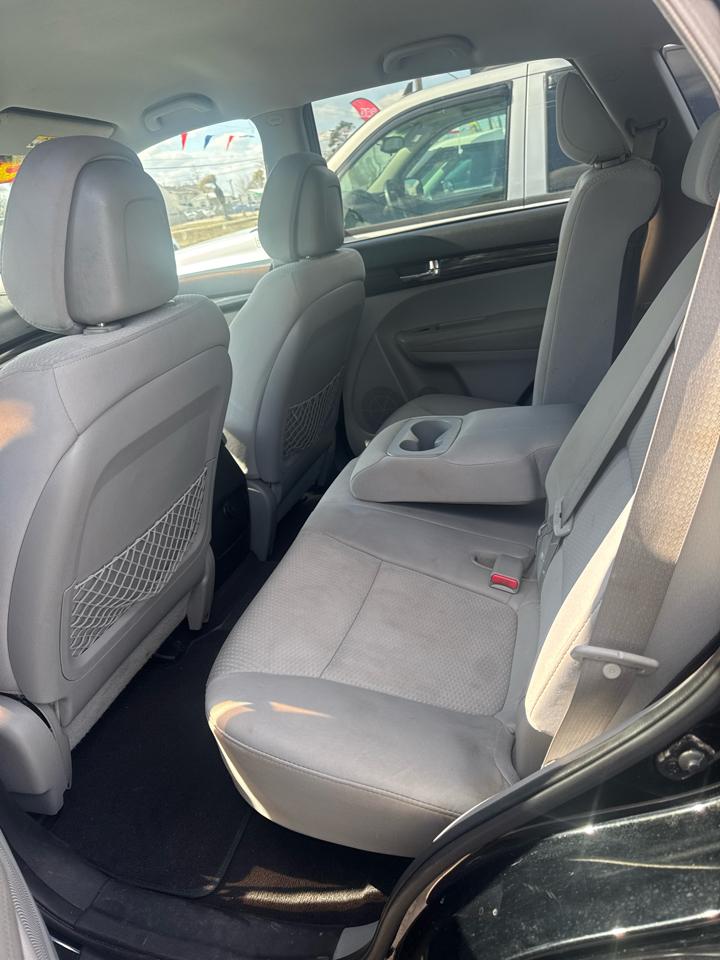 Kia Sorento LX 2WD 2013