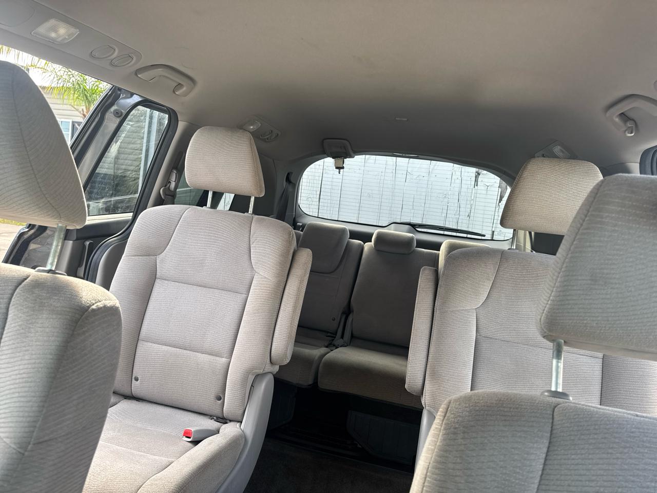 Honda Odyssey LX 2012