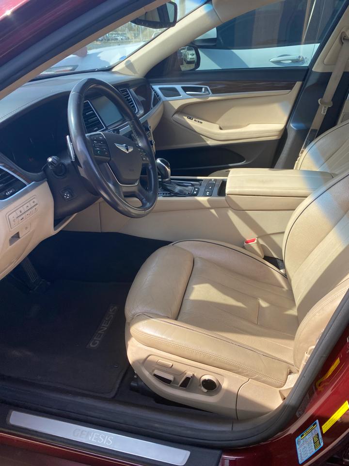 Hyundai Genesis 3.8L 2015