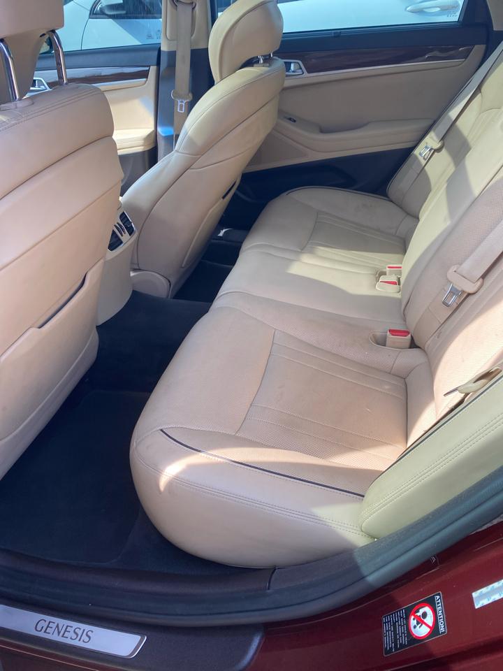 Hyundai Genesis 3.8L 2015