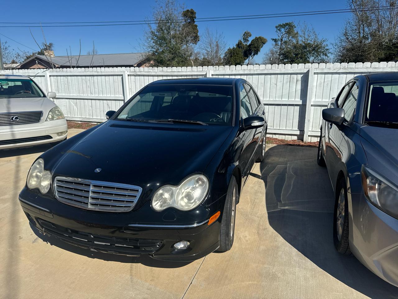 Mercedes-Benz C-Class C280 Luxury Sedan 2006