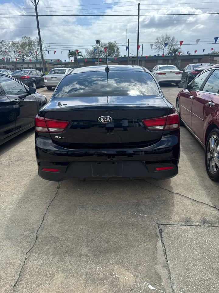 Kia Rio  2018