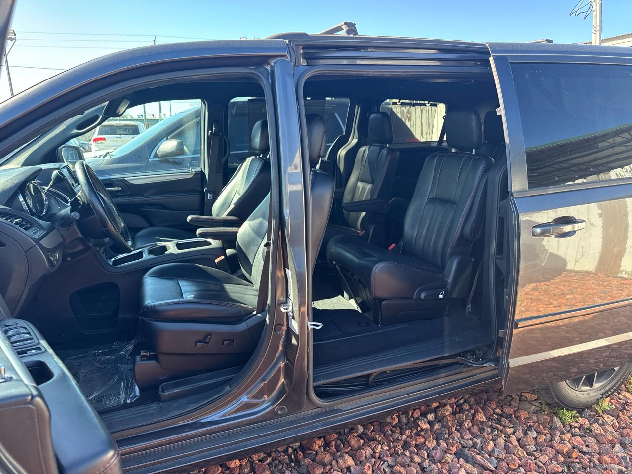 Dodge Grand Caravan  2017