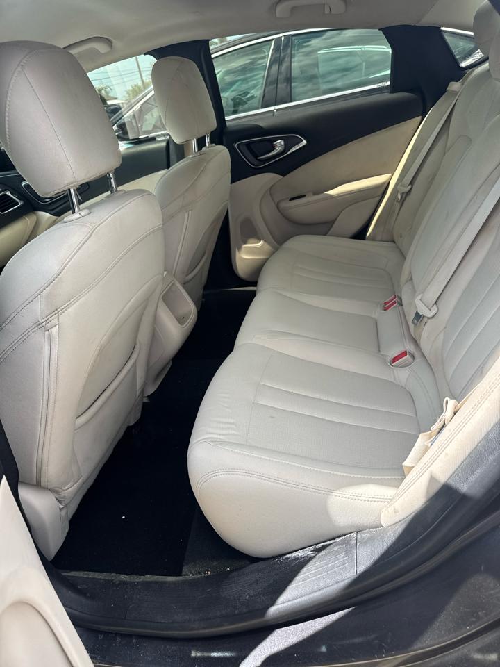 Chrysler 200 Limited 2015