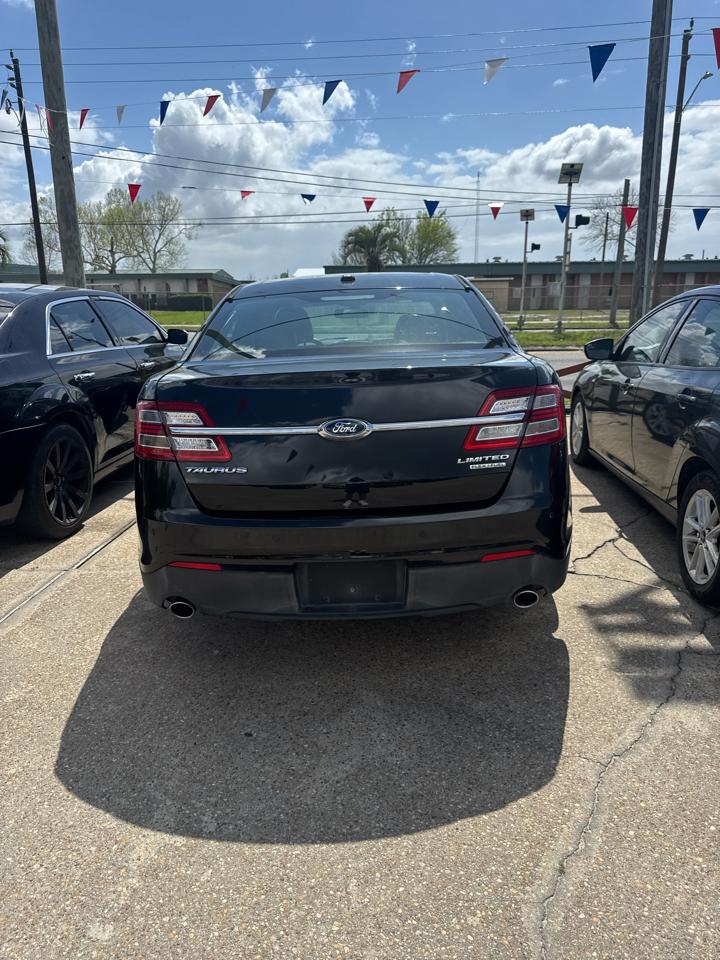 Ford Taurus Limited FWD 2014