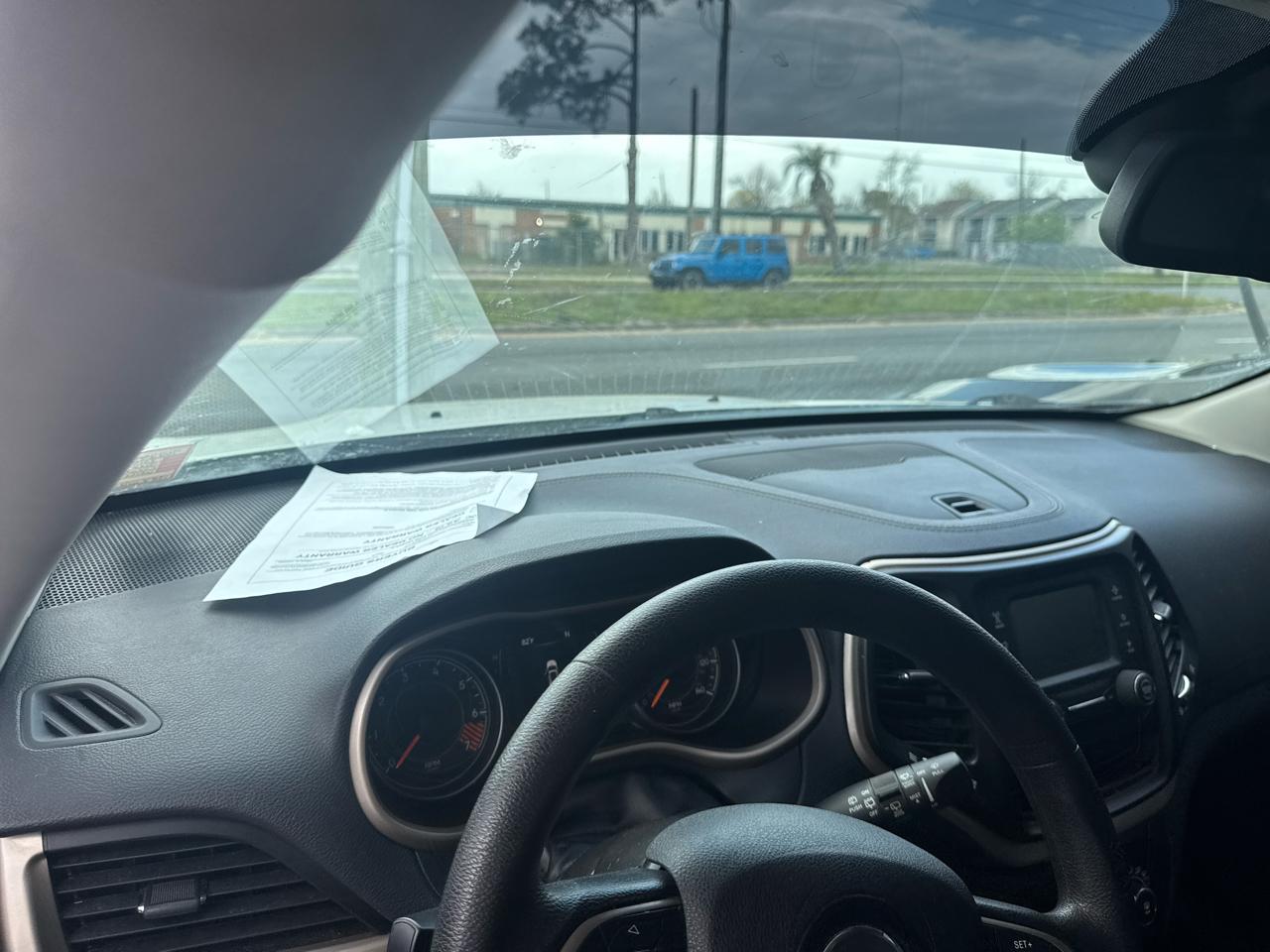 Jeep Cherokee Sport 4WD 2015