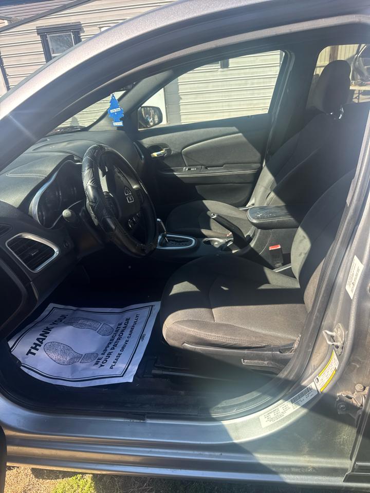 Dodge Avenger SE 2014