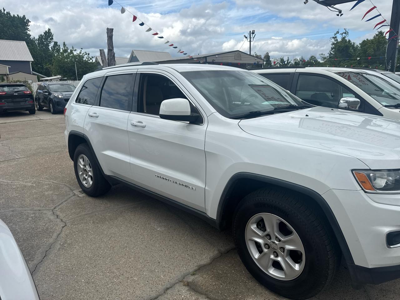 Jeep Grand Cherokee Laredo 2WD 2014